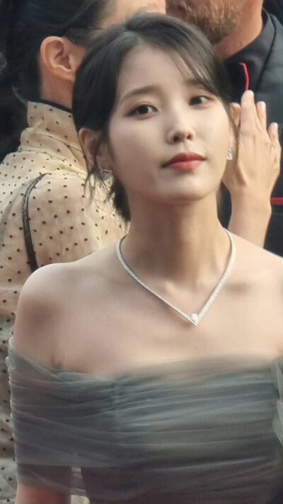 李知恩 iu