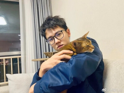 啊呜
张耀太好看了
法医秦明快点更新啊啊啊