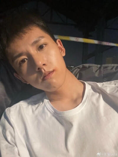 啊呜
张耀太好看了
法医秦明快点更新啊啊啊