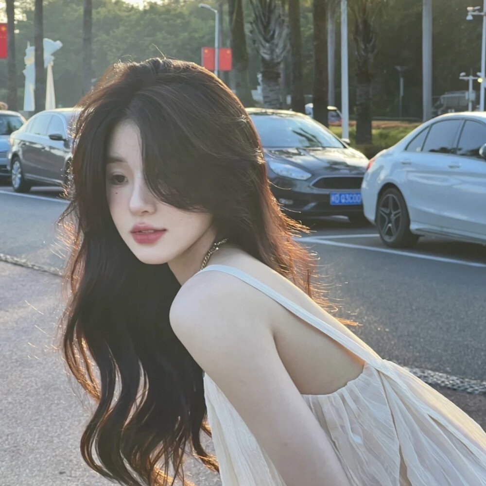 - ʸᵒᵘ ᶜᵃⁿ'ᵗ ᵍⁱᵛᵉ ⁱⁿ ᵗᵒ ˡⁱᶠᵉ ʷⁱᵗʰᵒᵘᵗ ᵗʳʸⁱⁿᵍ. -
总不能还没努力就向生活妥协吧