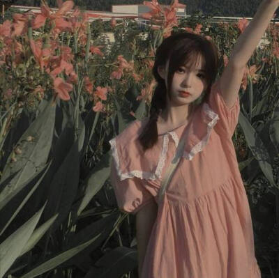 〈女头〉
☑️拿图关+赞+评
拿图❌吱声
哒咩‼️