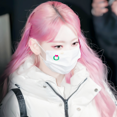 宫脇咲良
©ASwedream1