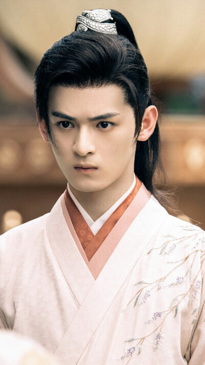 君九龄 方承宇 周占