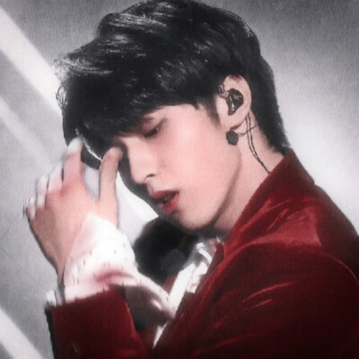 ‖分开开始煎熬，只想回到你的怀抱.
*刘耀文
原截陆渝