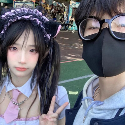 情侣头像 二传注明 dt薛芷柔