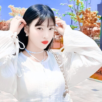 Joy｜我自私我希望那朵花只为我盛开