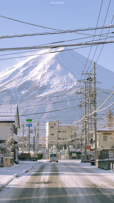 “谁能凭爱意要富士山私有” #微博vc计划# ​
摄影@渲染翌嘉