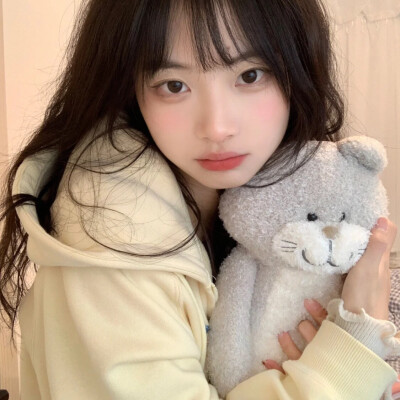 女头
“如果沟通有障碍那就接吻”