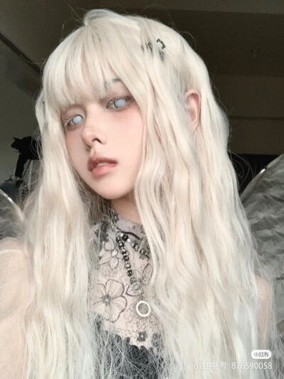 女生头像绘画素材
来源水印