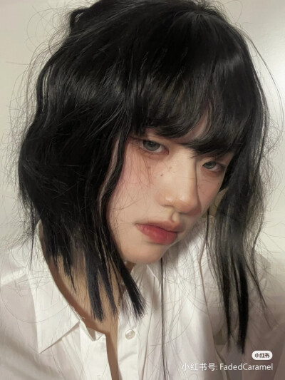 女生头像绘画素材
来源水印