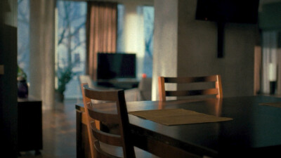 伊莲娜
——自调，图源byJeannles