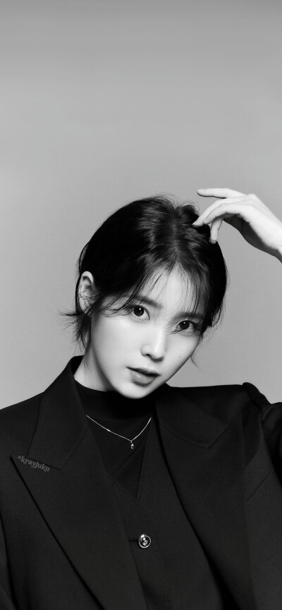 IU | Broker公式照
cr: krayjuku