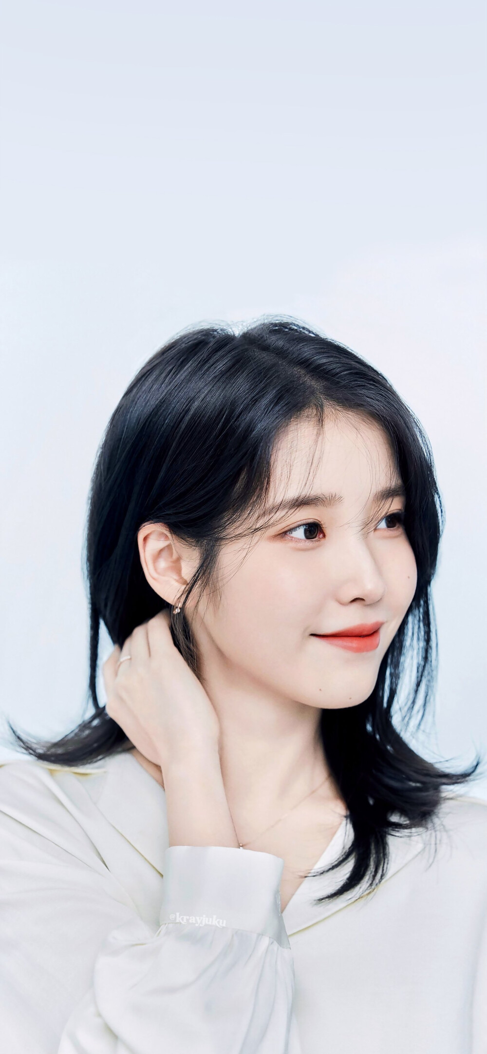 IU | Broker公式照
cr: krayjuku