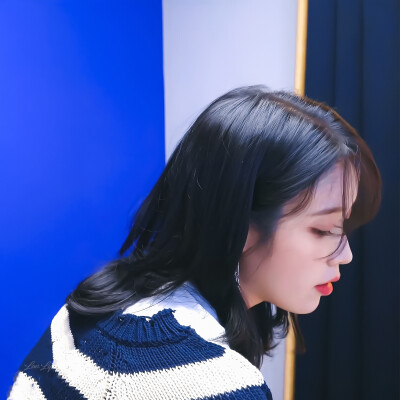 IU | IUTV
cr: 小阿老黎