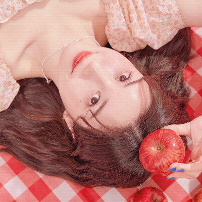 夏天有苹果味的汽水和梅子味的晚霞#Apple juice