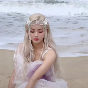 杨超越