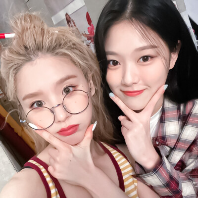 ▸ 田姬振· 眼镜的美丽示范ᏊꈍꈊꈍᏊ