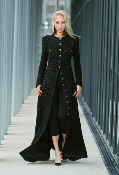 Chanel Métiers d’art 2021/22 