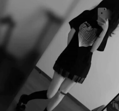 玩网（黑白底图）