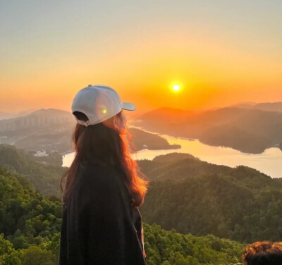 值得长期不换的女生头像