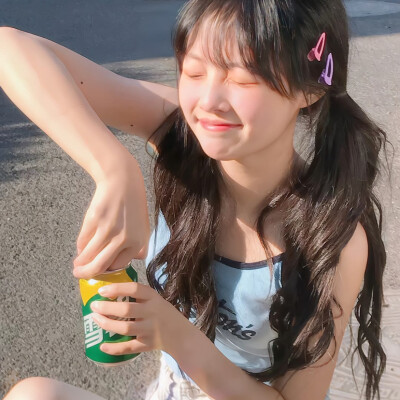 值得长期不换的女生头像