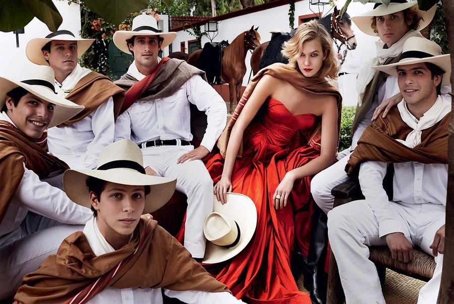 Karlie Kloss for Vogue Us September 2014 By Mario Testino
[weibo@TakkiStone]