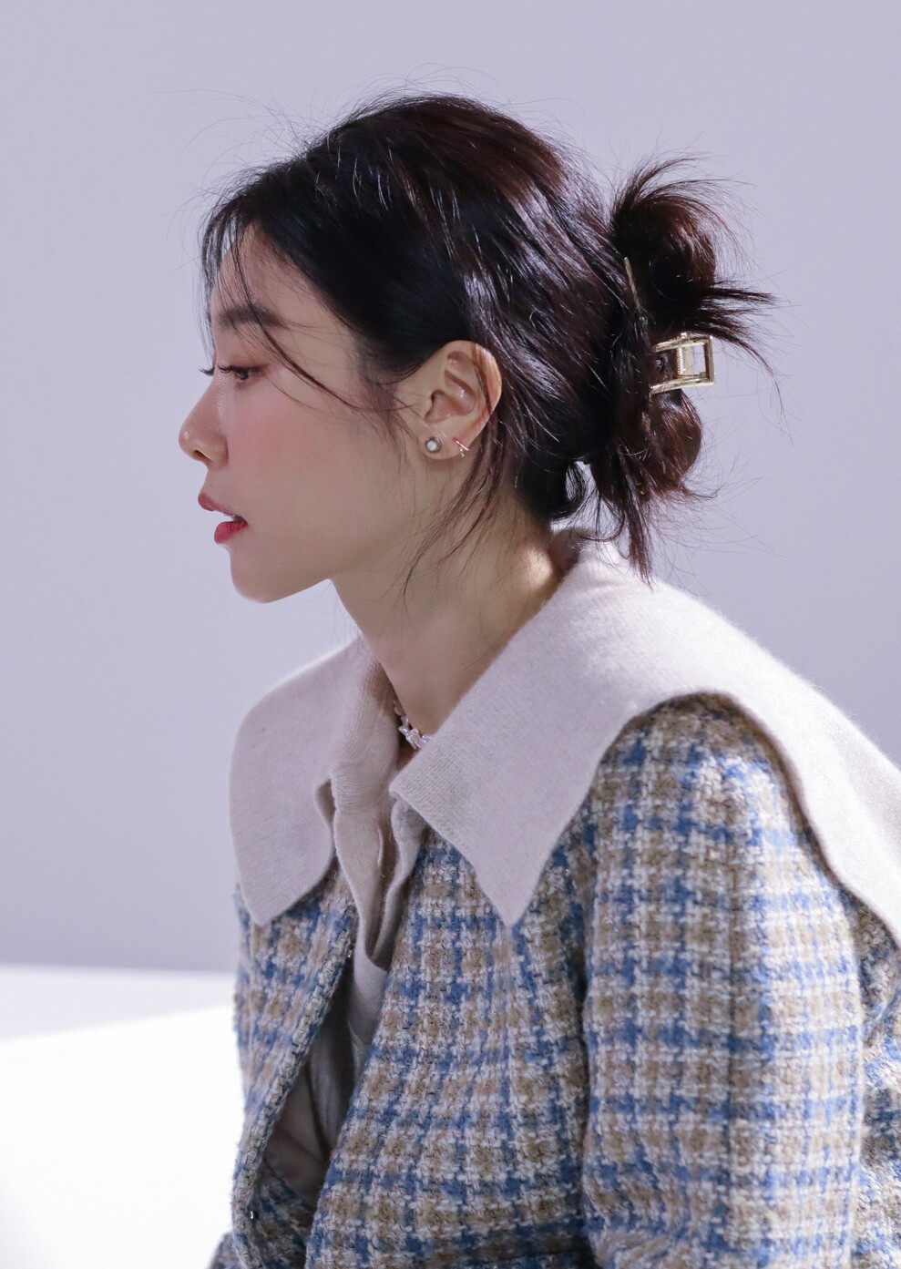 完美驾驭知性和休闲两种风格的GIRL‘S DAY朴素珍小姐姐的日常穿搭。 ​