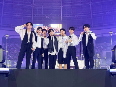 防弹少年团BTS
【推更新】
[今日的防弹] 多亏阿米们可靠的应援获得了1位! 一直都很感谢!期待一下防弹少年团的下一个舞台吧
#今弹模仿少年团 #获奖少年团
#我们阿米获奖啦 #BTS #防弹少年团  #BTS_Proof  #YetToCom…