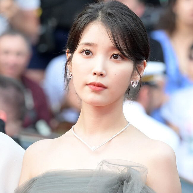 IU