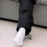 (●.●)穿白袜子のjiojio好可爱(●.●) cr:口袋丸啵