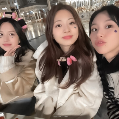 美女就是要双倍的! 