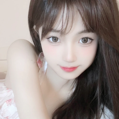 小时候画在手上的表明明不会走，可是为什么会带走我的青春。