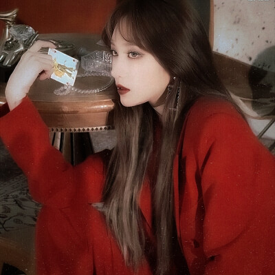  什么会让你感到满足？酒精，情爱，食物或者睡眠。