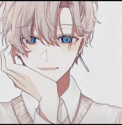 动漫男头
——洛非玉