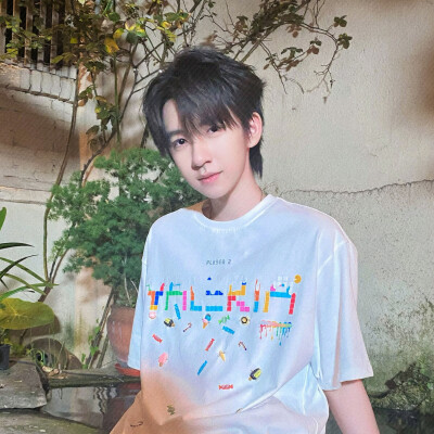 ►贺峻霖 严浩翔头像