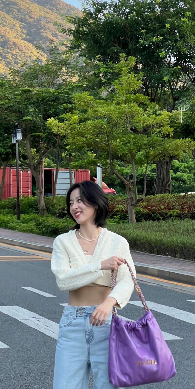 周雨彤
©噗叽咕咕咕