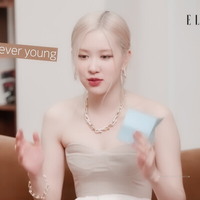 ►朴彩英头像
原许凌安