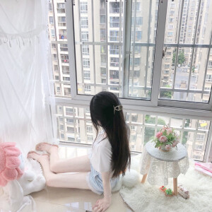  软妹酸奶机  ღ. ☾ 樱╭花 ☽雨季