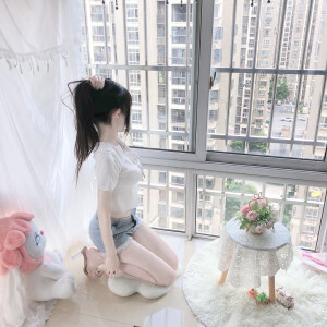  软妹酸奶机  ღ. ☾ 樱╭花 ☽雨季