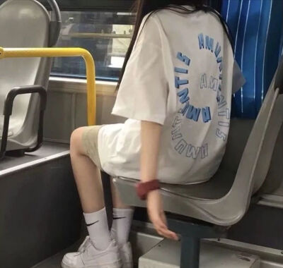 女头