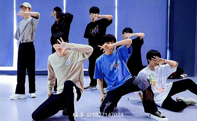 时代少年团是我们的光