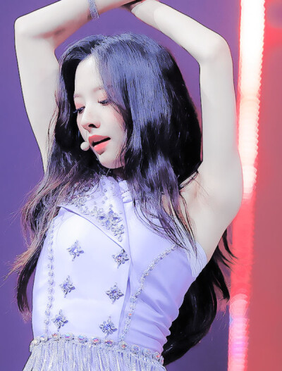 金知妍BONA