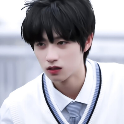 1:1
朱志鑫
抱图留评·禁二改 转载标明