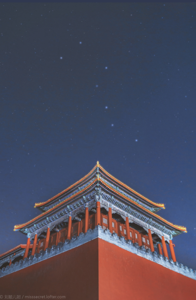 从lofter平台上收集到的一些红墙金瓦的摄影。可作为一些素材提供灵感和模型。