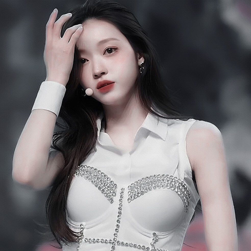 娇贵漂亮又野心勃勃的狐狸 从来都不在意谁的死活