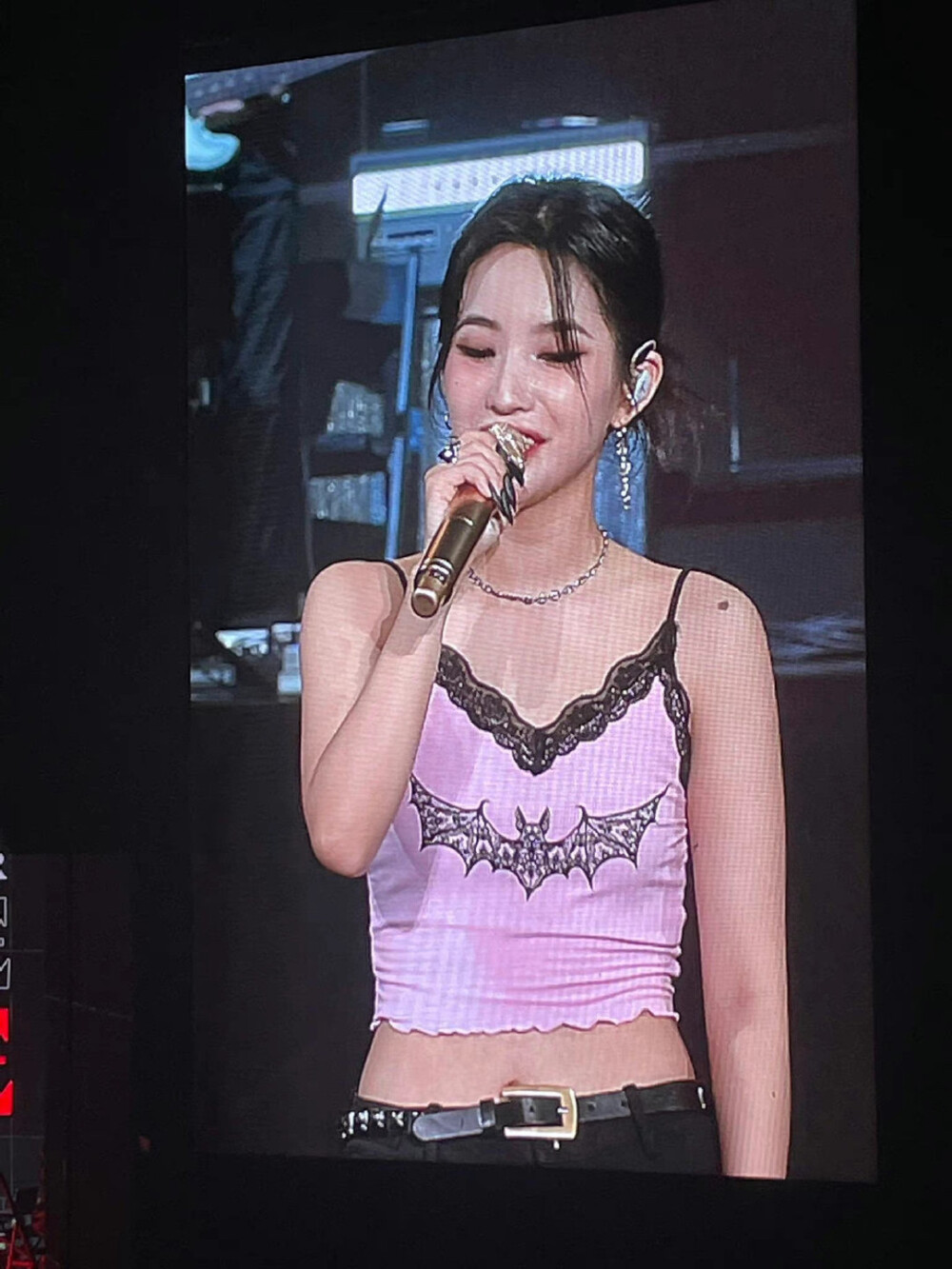 田小娟
Minnie
宋雨琦