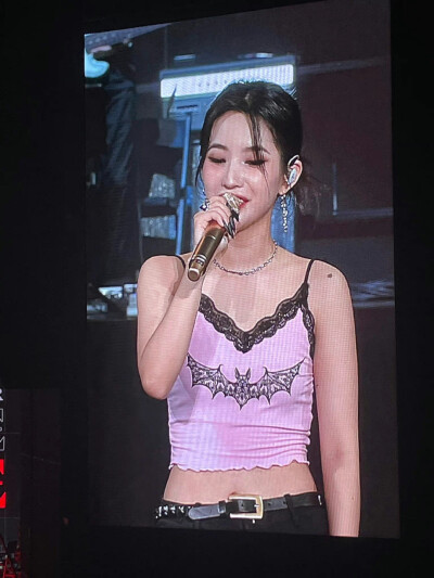 田小娟
Minnie
宋雨琦