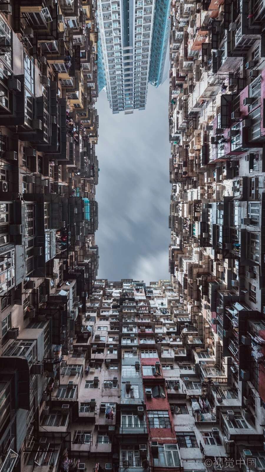 香港