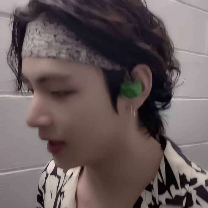 金泰亨
原.小谢必安