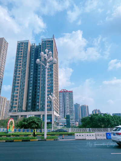 弹子石老街
网红文艺打卡地
情侣闺蜜拍照好地方
